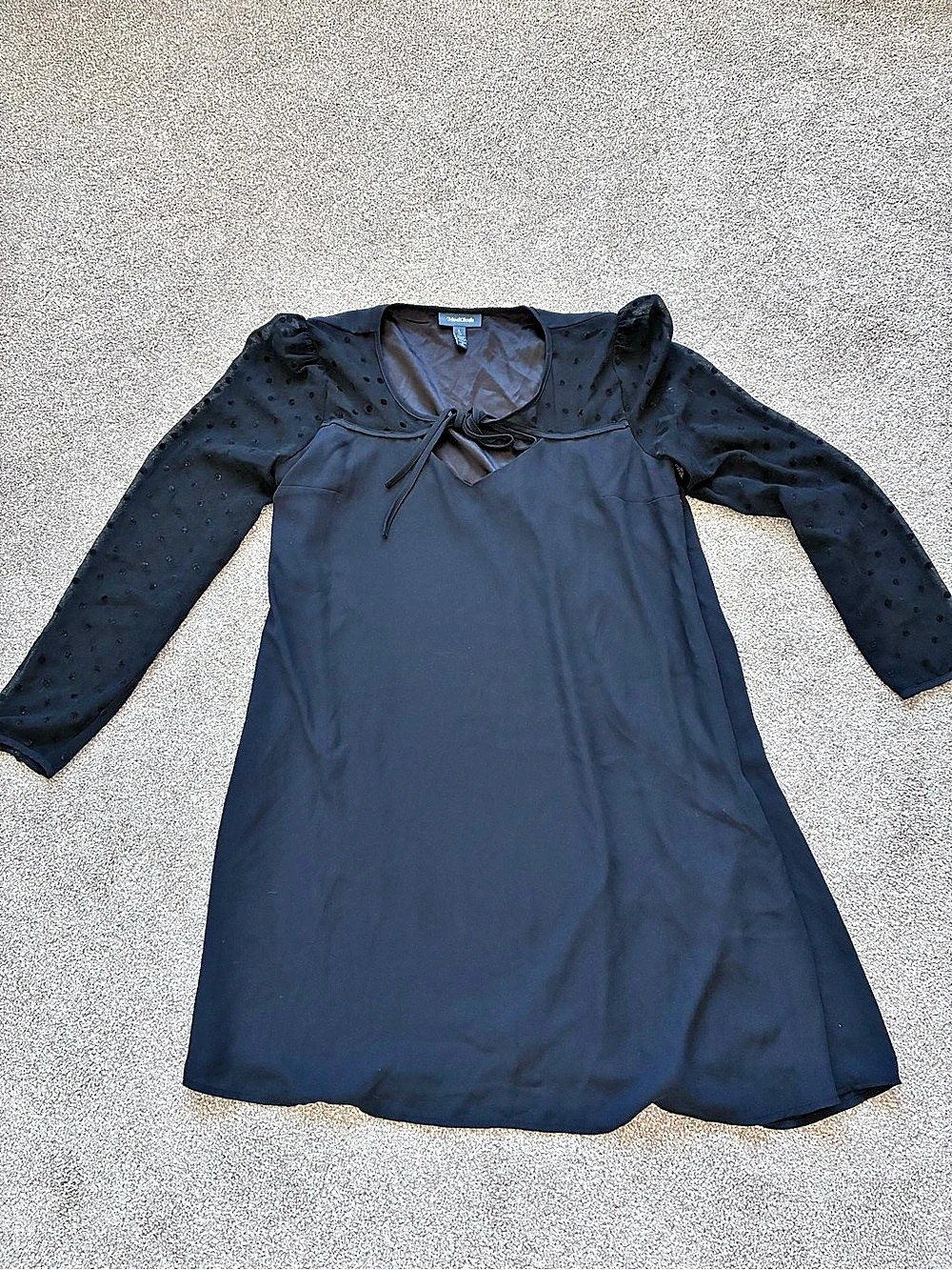 ModCloth Polka Dot Sheath Dress in Black Size Large Velvet Polkadot sleeves key